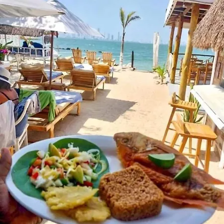 Hostal Mira Mira