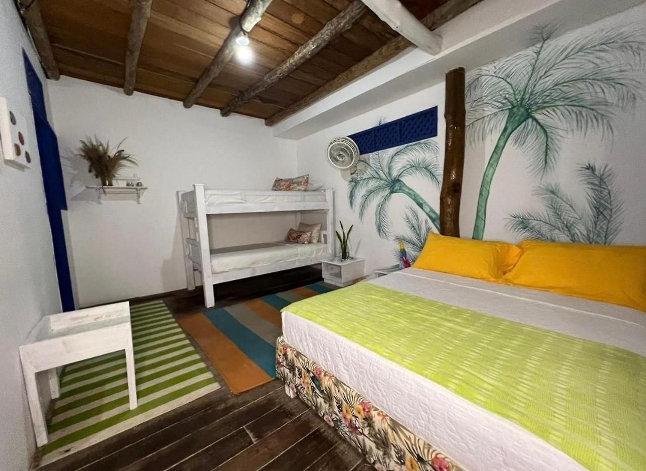 Hostal Mira Mira