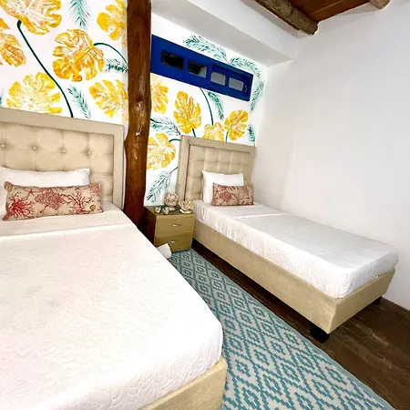 Mira Mira Hostal Cartagena