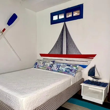 Hostal Mira Mira